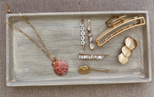 Red Coral Shell Necklace - 18k Gold Plated