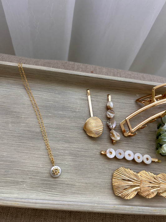 Solar Pearl Necklace - 18K Gold Plated
